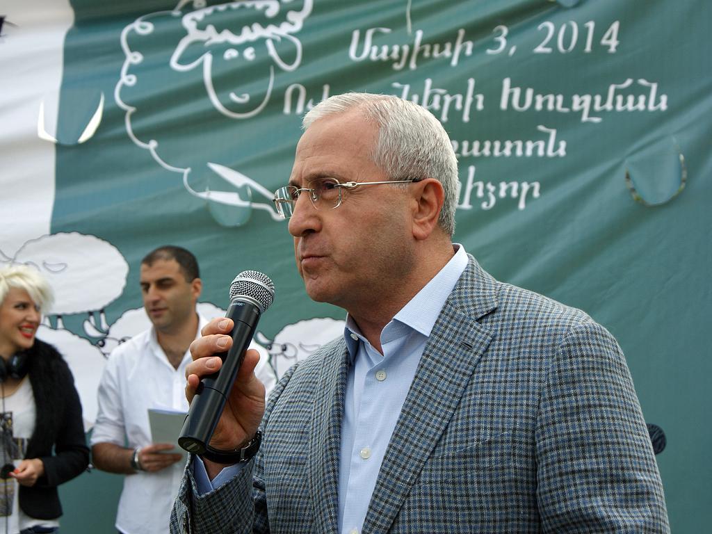 festival_v_tateve_i_ovtsy_tsely_i_kover_sotkan - рис.4 festival_v_tateve_i_ovtsy_tsely_i_kover_sotkan - рис.4