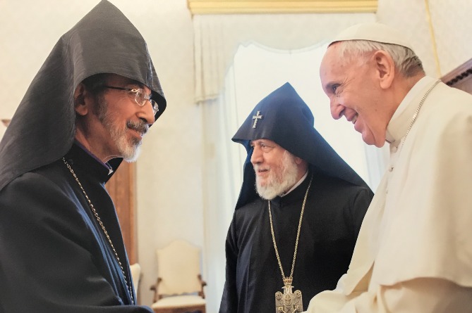 arkhiepiskop_khazhak_parsamyan_armyanam_nuzhna_mechta_i_novaya_strategiya - рис.1 arkhiepiskop_khazhak_parsamyan_armyanam_nuzhna_mechta_i_novaya_strategiya - рис.1