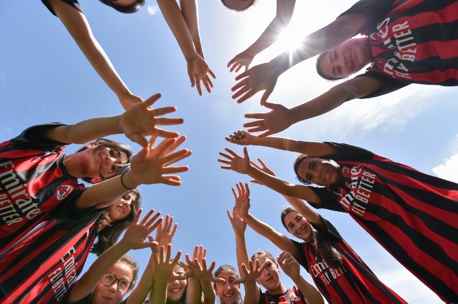 futbolnyy_detsko_yunosheskiy_lager_milanskoy_akademii_vpervye_prokhodit_v_armenii - рис.1