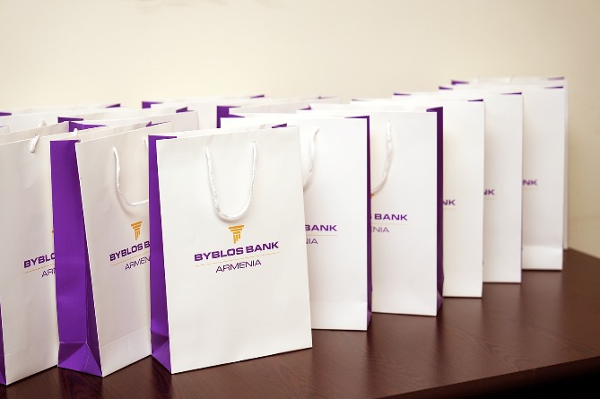 den_studentov_v_egu_so_stipendiatami_byblos_bank_armeniya - рис.5