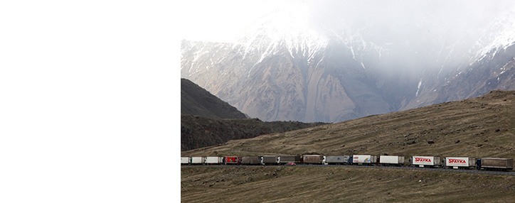 КПП "Верхний Ларс" будет временно закрыт для проезда грузовых автомобилей