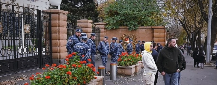 Автоимпортеры в Ереване протестуют против налога на прибыль