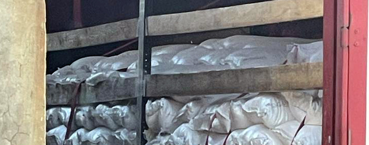 850 տոննա շաքարավազը և 61 տոննա հնդկաձավարը վաճառվել է առանց հաշվարկային փաստաթղթի. տնտեսվարողը նշել է, որ շաքարավազով կերակրել է իր մեղուներին (ՎԻԴԵՈ)