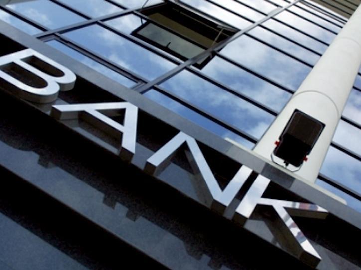 JPMorgan trading loss a negative for bondholders: Moody's