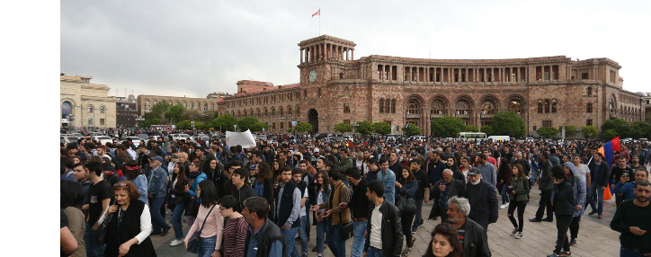Հայկական բուհերի ուսանողներն առավոտյան դուրս են եկել դասադուլի