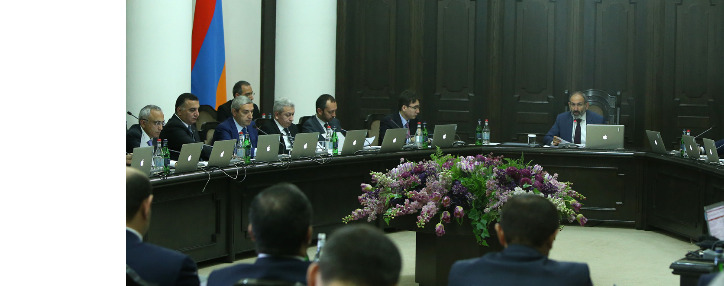 Пашинян назвал предусловия для своей отставки с поста главы правительства Армении