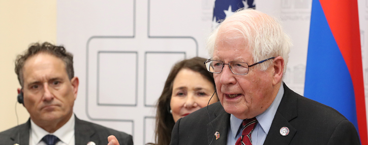 Конгрессмены США потребовали от Азербайджана покинуть территорию Армении