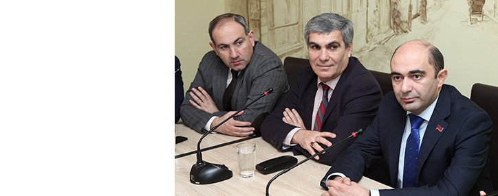 В блоке "Елк" зреет раскол – газета