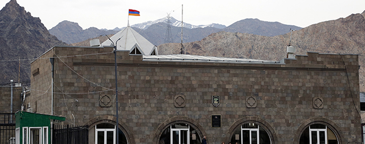 Реализацию программы модернизации Мегринского КПП обсудили в Комитете по госдоходам 