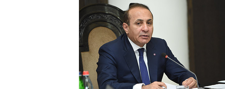 Премьер-министр Армении предлагает усовершенствовать систему госуправления