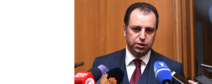 Պաշտպանության նախարար Վիգեն Սարգսյանը վթարված մեքենայում չի եղել. ՀՀ ՊՆ