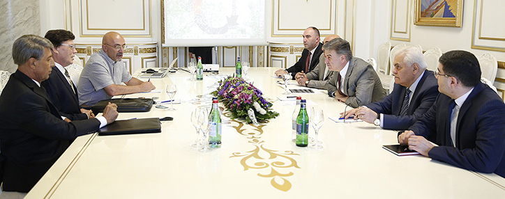 Армения обсуждает перспективы программ по переработке мусора