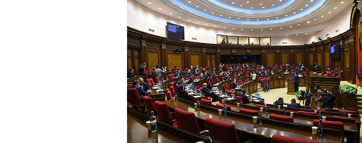 ՀՀ ԱԺ–ում երկու պատգամավորների միջև բռնկված սկանդալը քիչ էր մնում վերածվեր ծեծկռտուքի 