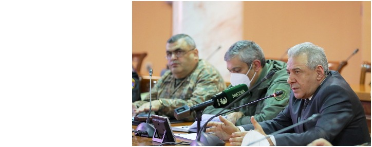 Պաշտպանության նախարարը հանդիպել է զինծառայողների ծնողների և հարազատների հետ