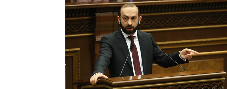 Мирзоян посетит Париж