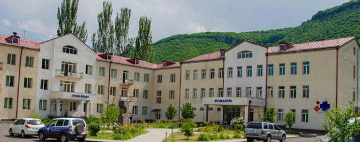 Two Russian servicemen treated at medical center in Goris 