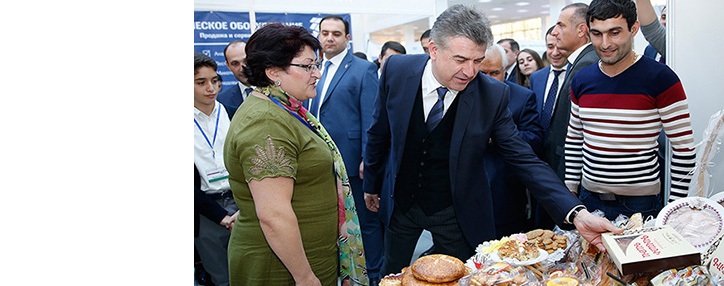 Վարչապետը ծանոթացել է «ԱրմՊրոդԷքսպո» գյուղատնտեսական ցուցահանդեսին ներկայացված արտադրանքին 