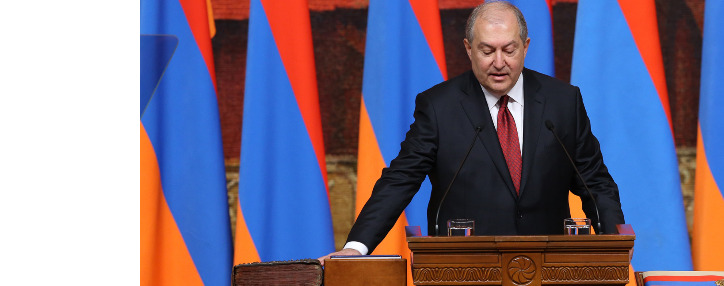 Արմեն Սարգսյանը երդվեց` ստանձնելով չորրորդ նախագահի պաշտոնը