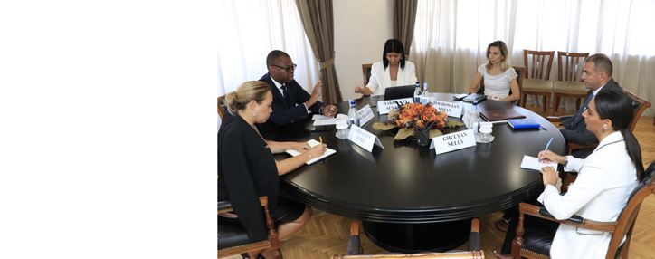 Керобян обсудил с представителями ВБ программу совершенствования туристических инфраструктур 