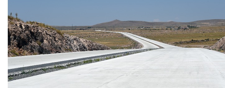 Бетонное покрытие одного из участков автомагистрали "Север-Юг" будет демонтировано