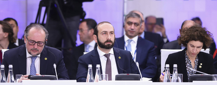 Ереван готов начать разблокировку коммуникаций, когда Баку согласится уважать суверенитет Армении в контексте функционирования всех дорог – глава МИД