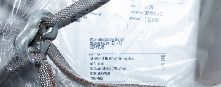 В Армению прибыла партия 100 620 доз вакцины Pfizer (ФОТО)