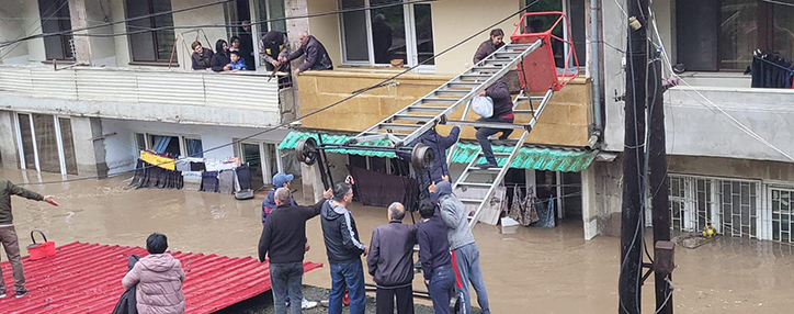 Спасатели эвакуировали в Армении 232 человек из-за разлива рек и ливней