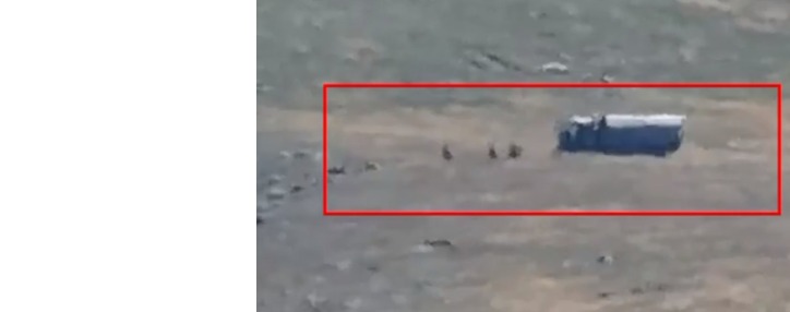 Ադրբեջանցիները մոտենում են պահեստազորայինին ու ձերբակալում. ՊՆ-ն տեսանյութ է հրապարակել (ՎԻԴԵՈ)