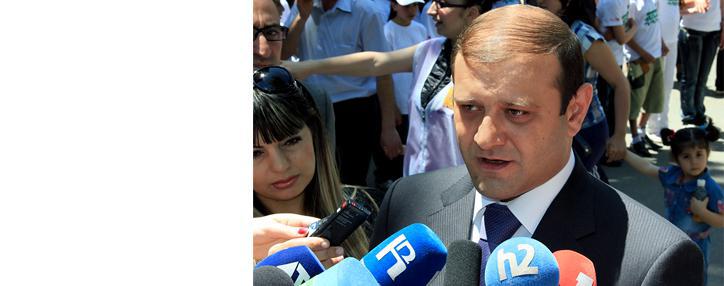 В семье мэра Еревана родился шестой ребенок