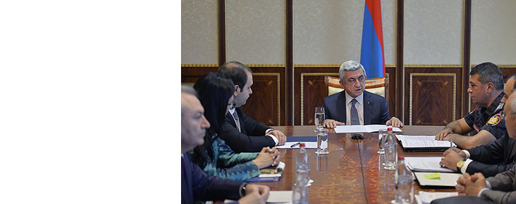 Sargsyan urging rebels to surrender 