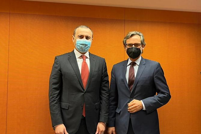 Արմեն Գրիգորյանը հանդիպել է Գերմանիայի կանցլերի խորհրդականի հետ