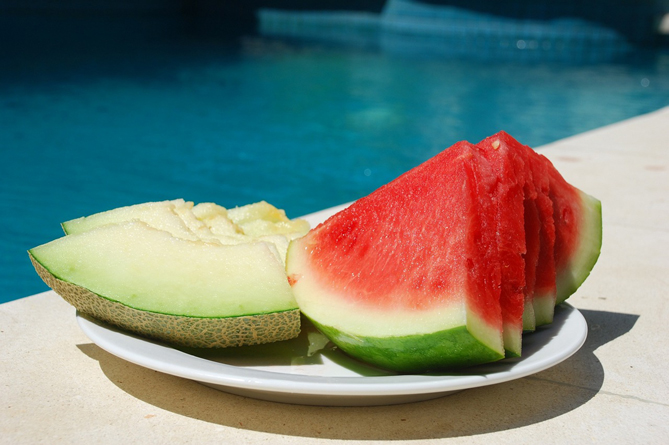 Armenia intends to ban sale of sliced watermelons and melons