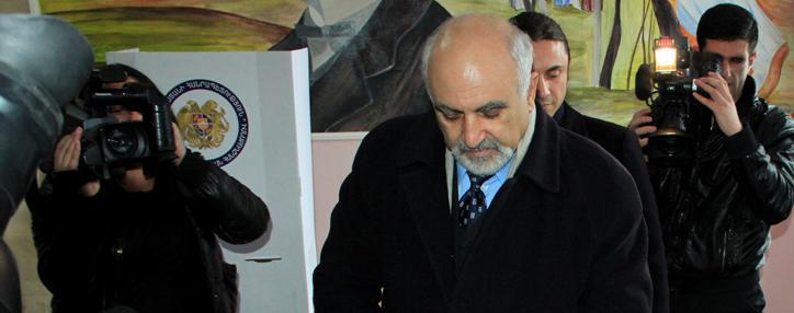 Նախագահի թեկնածու Հայրիկյանը քվեարկել է իր ծրագրերի օգտին 