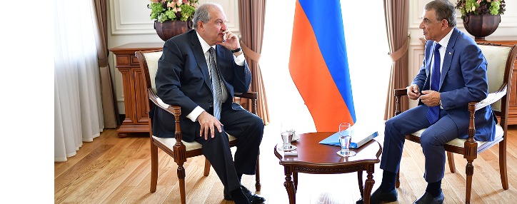 Баблоян и Саркисян обсудили механизмы решения политических проблем Армении