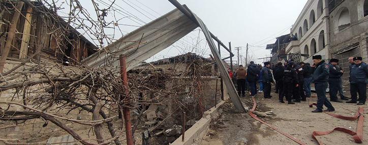 В результате взрыва и обрушения в Ереване пострадали два человека - Спасательная служба