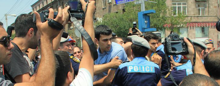 Ոստիկանությունն ուղեվարձի թանկացման դեմ բողոքողներից պահանջում է չխանգարել ճանապարհային երթևեկությանը 