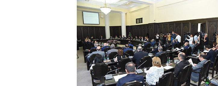 Daily says uncertainty prevails in outgoing government