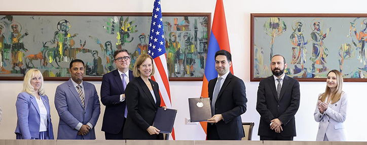 Armenia, US sign customs cooperation agreement
