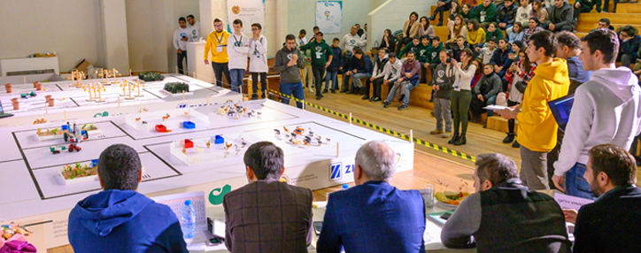 Школьники соревновались в робототехнике (ВИДЕО)