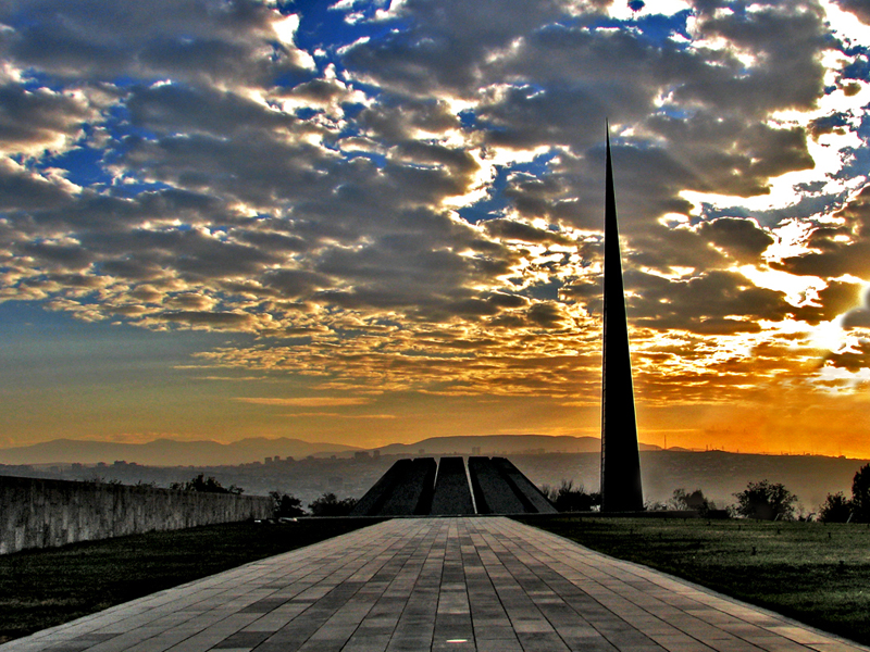 In Memory of Master: Best Snapshots by Samvel Sepetchyan-15