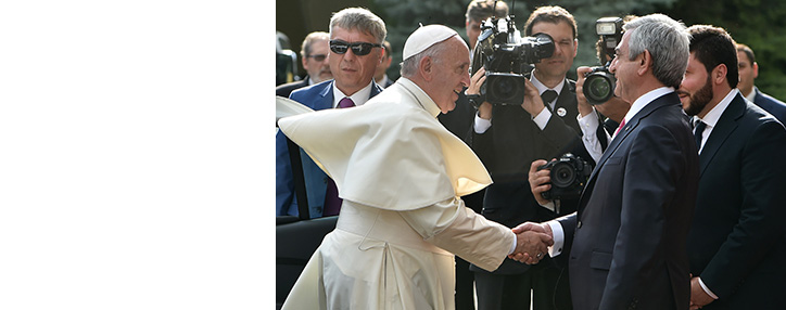 ՀՀ նախագահ Սերժ Սարգսյանն իր նստավայրում ընդունել է Հռոմի Ֆրանցիսկոս պապին