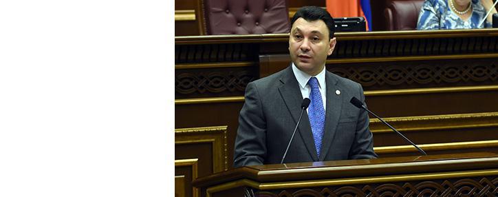 Шармазанов: армянские стороны должны быть готовы к любым сценариям в Карабахе