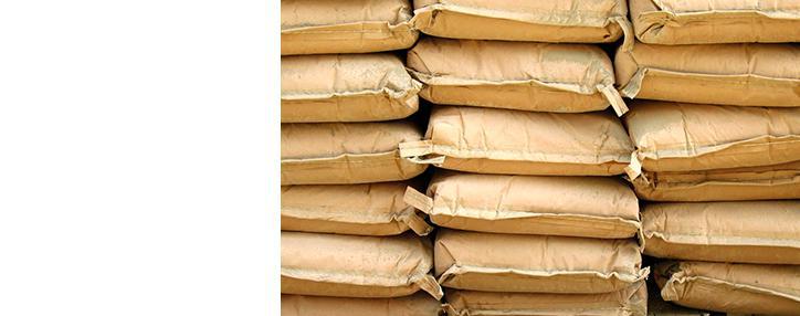 Сотрудники компании Араратцемента вышли на акцию против закрытия завода