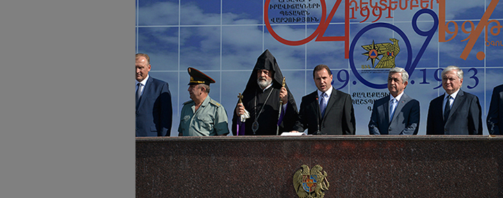 Президент Армении наградил сотрудников МСЧ за высокую степень подготовленности в тушении пожаров