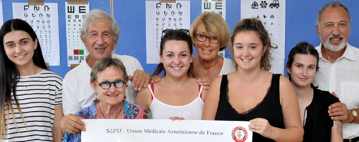 Ֆրանսահայ բժիշկներն ԱԿԲԱ-ԿՐԵԴԻՏ ԱԳՐԻԿՈԼ ԲԱՆԿԻ աջակցությամբ Տավուշում իրականացրել են «Ակնոցներ Հայաստանի համար» բարեգործական ծրագիրը (ՎԻԴԵՈ)