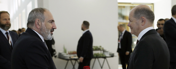 Пашинян заявил Шольцу о важности международных механизмов мониторинга и пограничного контроля для предотвращения новых агрессий Азербайджана