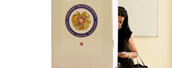 Названы лидеры на выборах в Совет старейшин Еревана - опрос