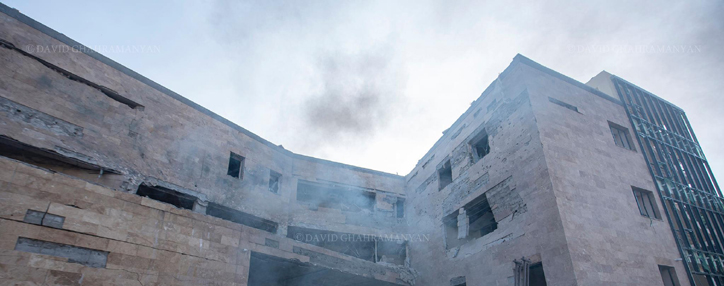 Азербайджанско-турецкие силы обстреляли роддом в Степанакерте, по Шуши выпущены ракеты (ФОТО)