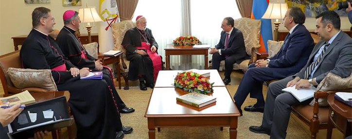 Армения и Ватикан имеют положительный опыт сотрудничества по укреплению гуманитарных принципов - Мнацаканян