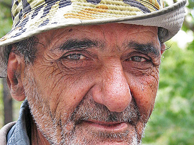 In Memory of Master: Best Snapshots by Samvel Sepetchyan-16